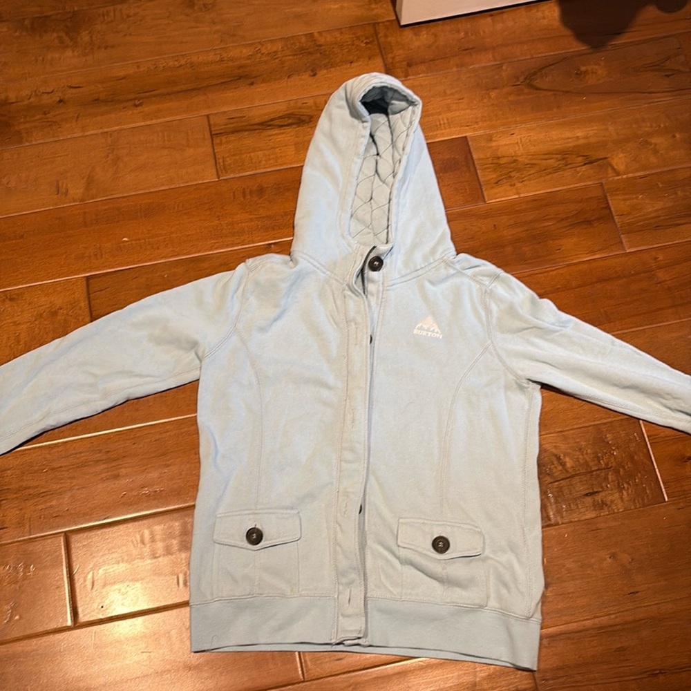 Like new!! women’s Burton hoodie with zipper and buttons